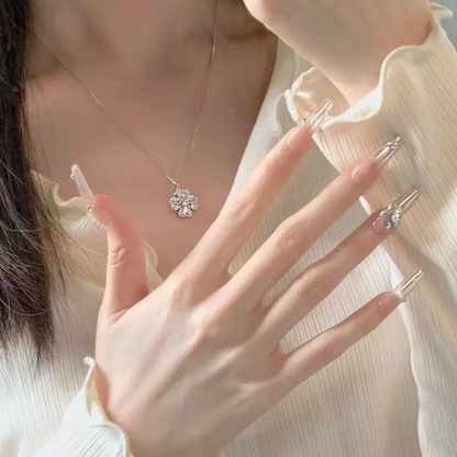 CZTICLE™Rotating four-leaf clover magnetic therapy necklace🍀（Limited Time Discount 🔥 Last Day）